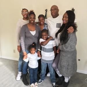 Meet your Posher, Sharon