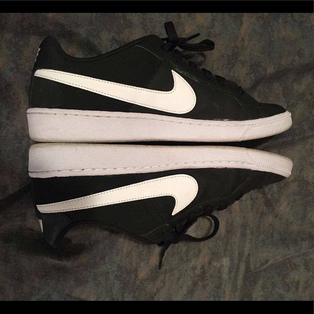 Nike royal court black size 10