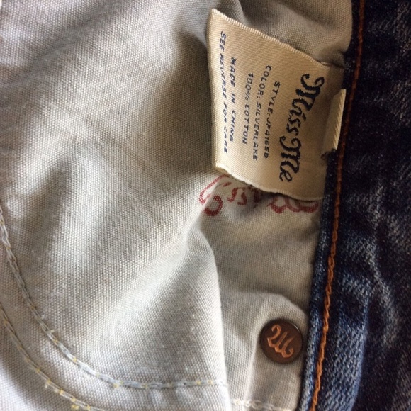 Miss Me Jeans Patchwork and Applique Cropped Jeans - Picture 7 of 11