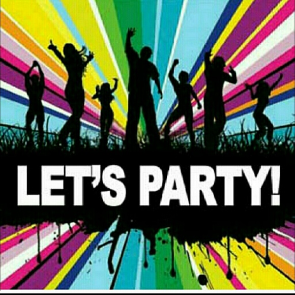 Co-hosting a Poshmark Party! Nov 24 Host - Picture 4 of 5