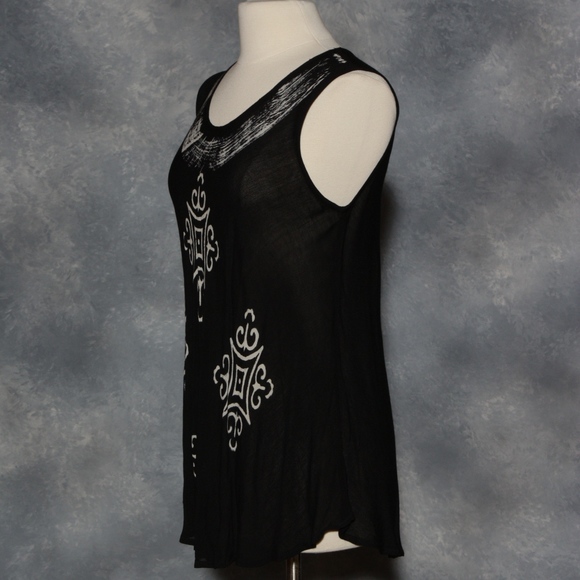 India Boutique - Picture 2 of 2