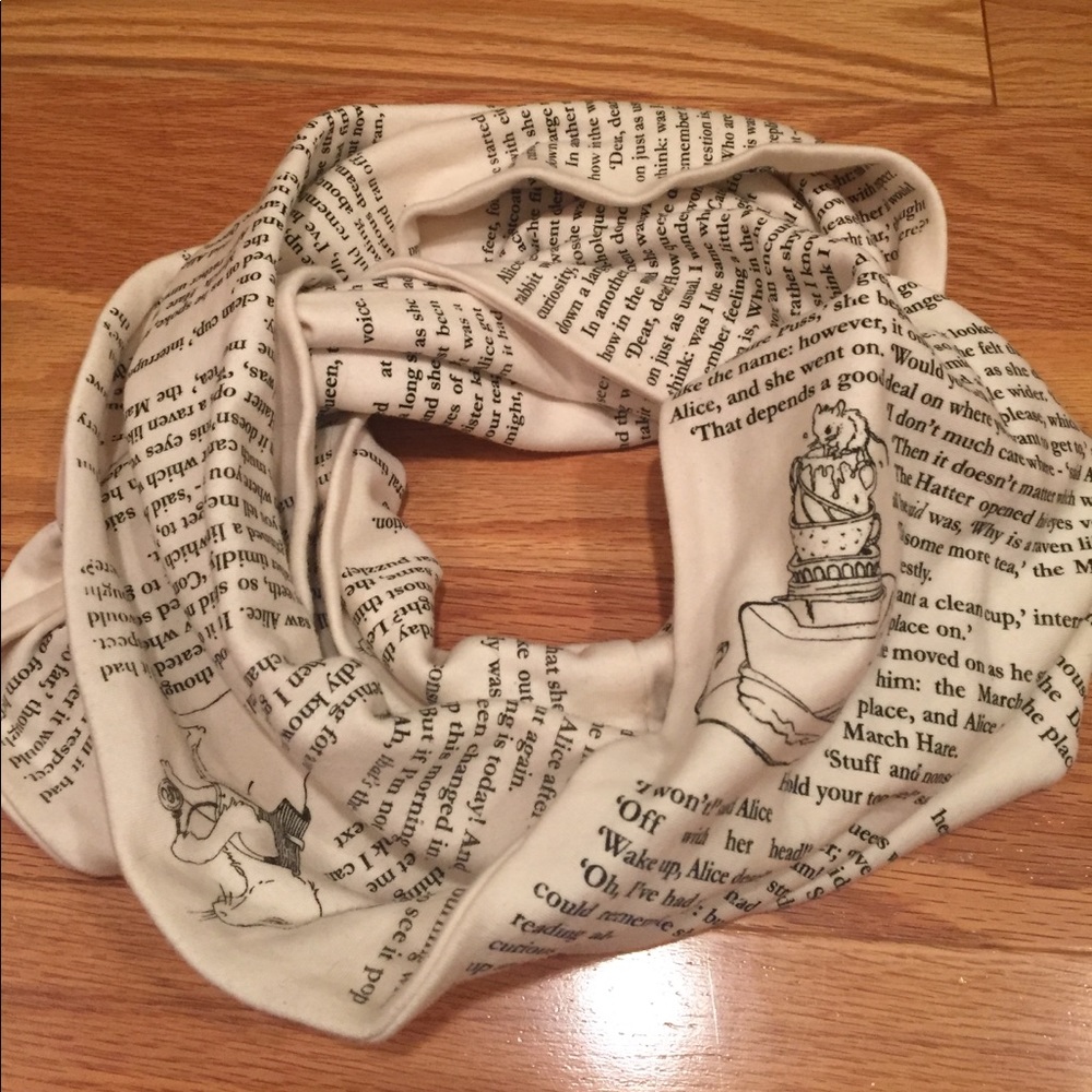Alice in Wonderland Infinity Scarf