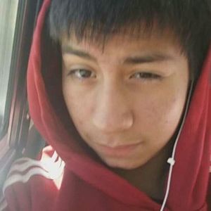 Meet your Posher, Zarate