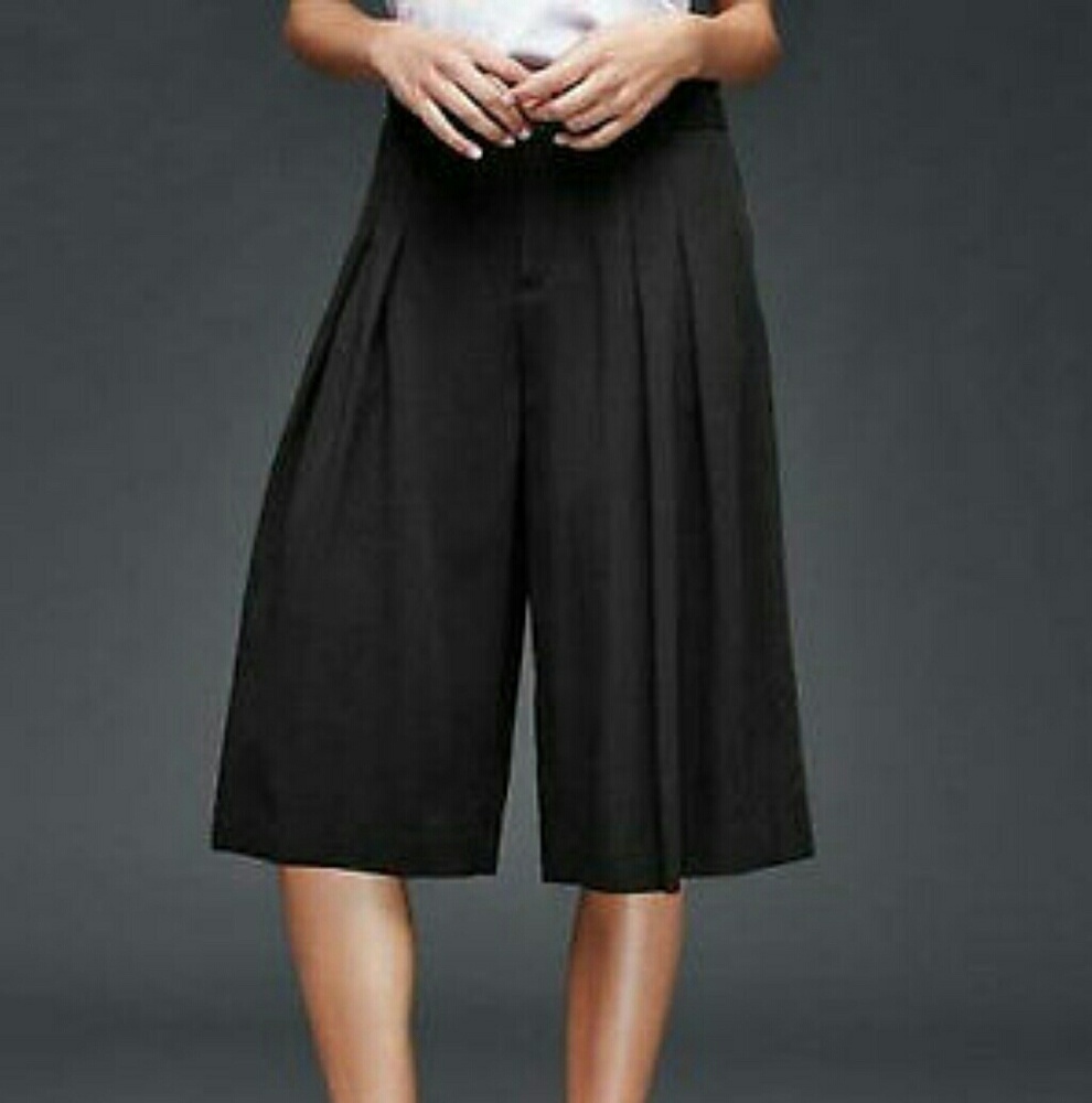 GAP outlet culottes