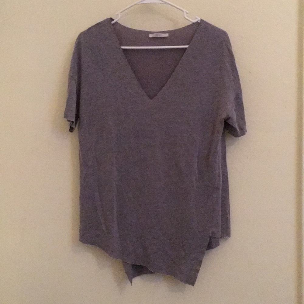 ASYMMETRICAL TOP