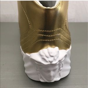 Meet your Posher, Chad