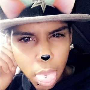 Meet your Posher, Jose