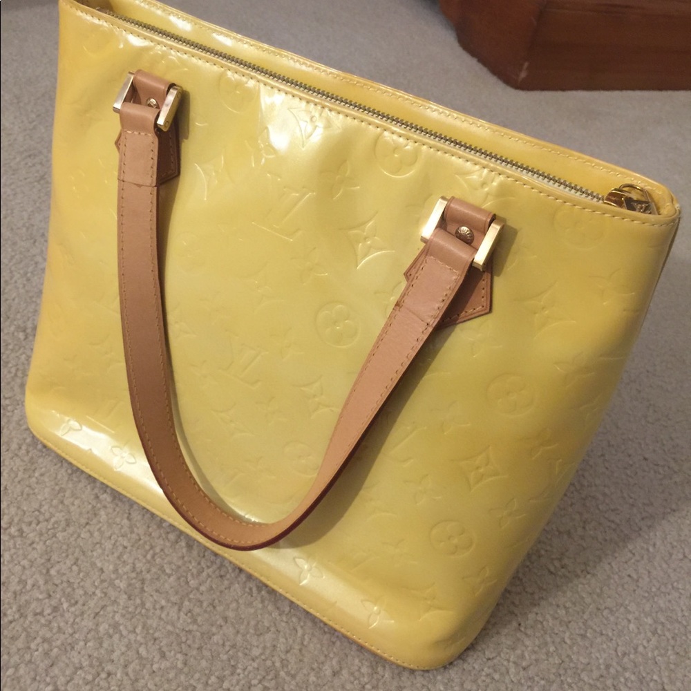 ⛔️SOLD⛔️💯authentic louis vuitton houston vernis