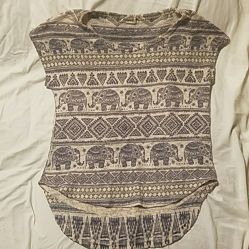 Hi-lo Tshirt with Elephant Print