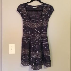 Kimchi Blue - White and blue/brass button romper