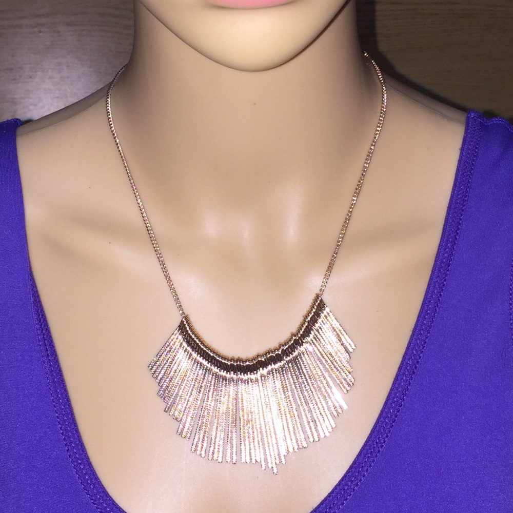 Mudd faux pink gold dangling necklace