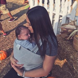 Meet your Posher, Cynthia