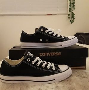 NWOT All Star Ox in Black