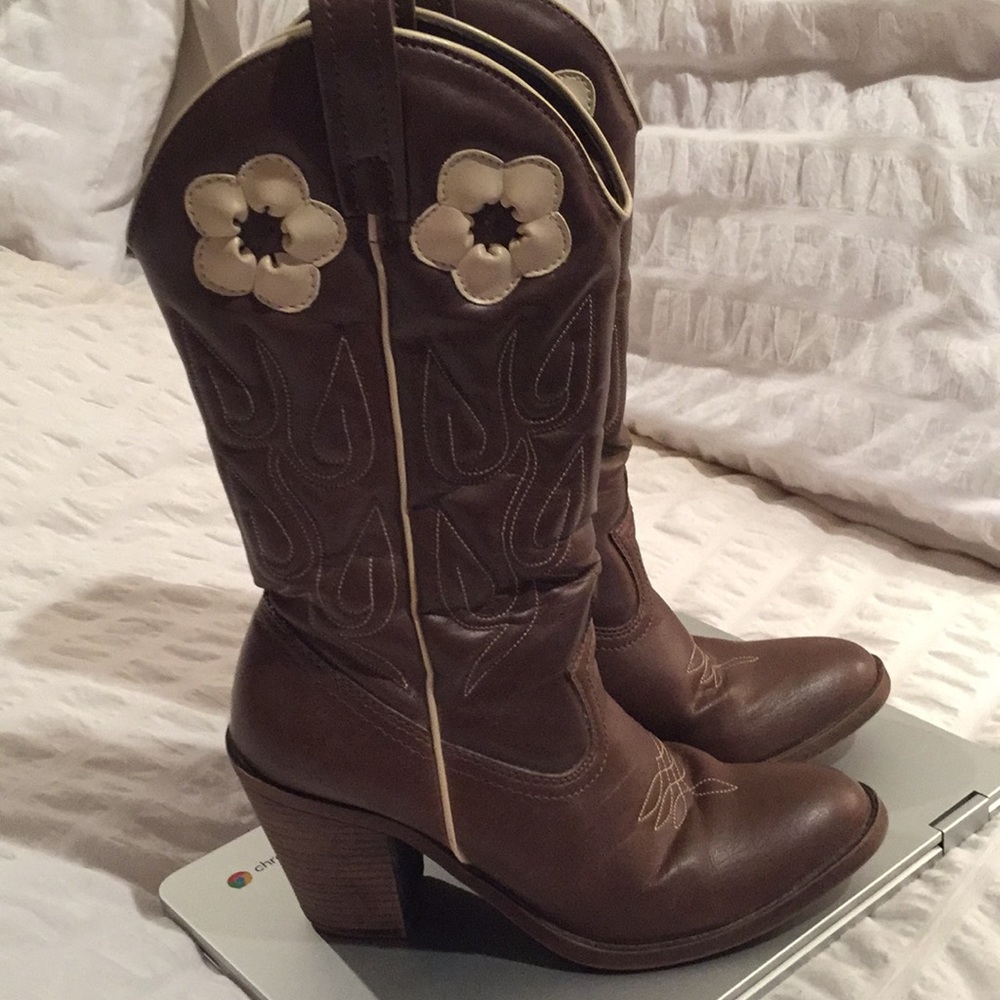 Candies cowboy boots