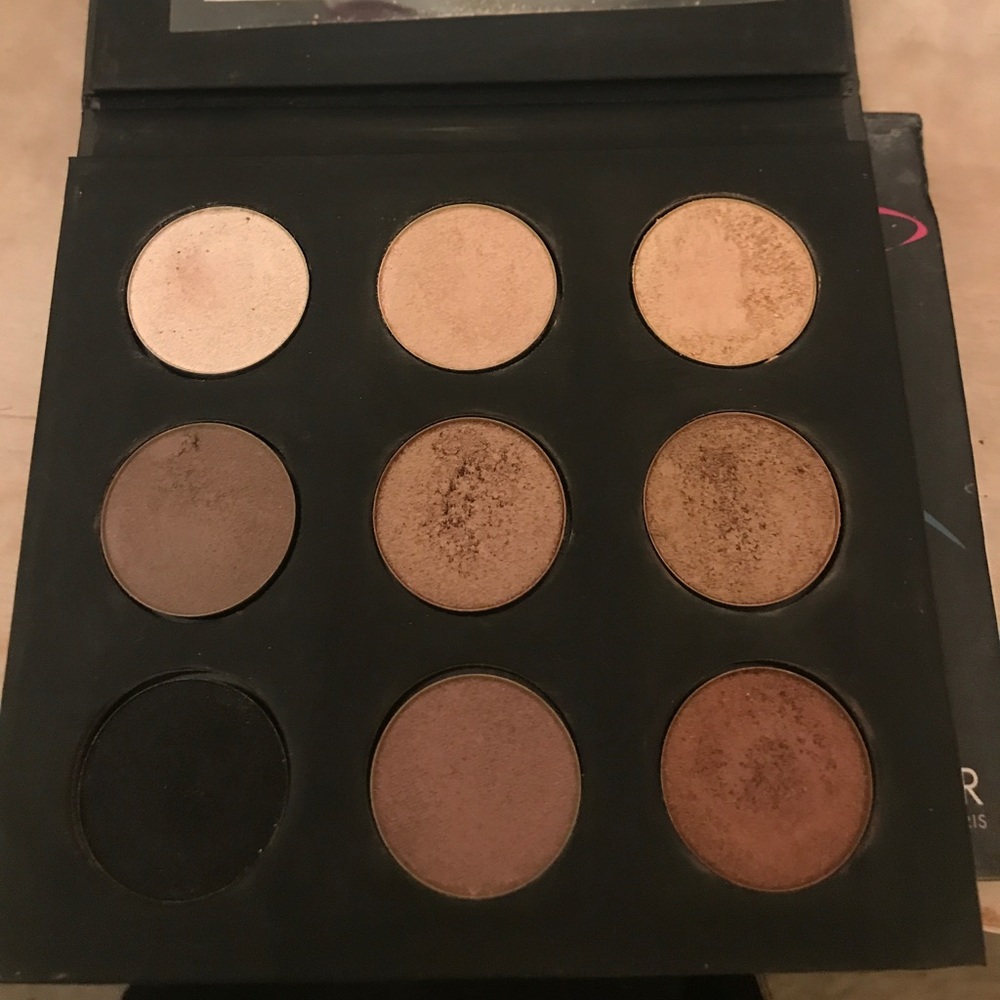 Make up for ever artist shadow palette #1