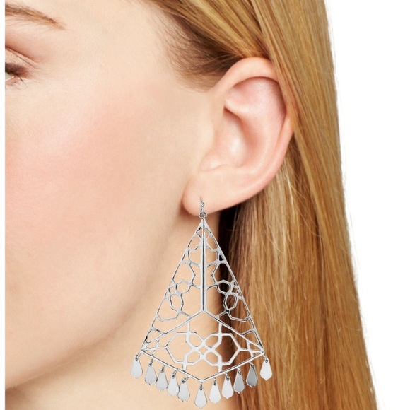 Stunning Kendra Scott Samira Earrings in Silver!! - Picture 4 of 5