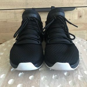 Black Nike Jordan’s Size 5.5Y, 7.5 Women’s