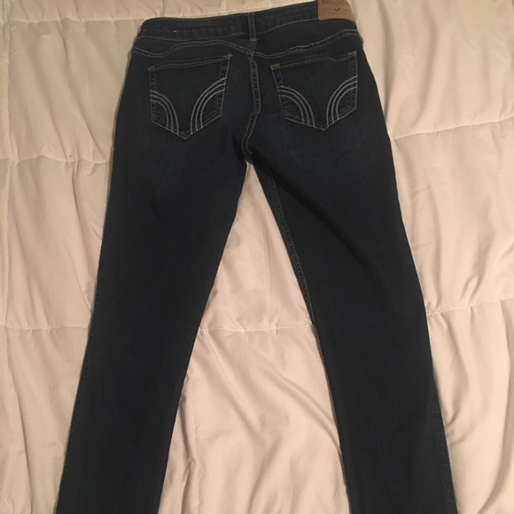 Hollister super skinny jeans💙 - Picture 3 of 3