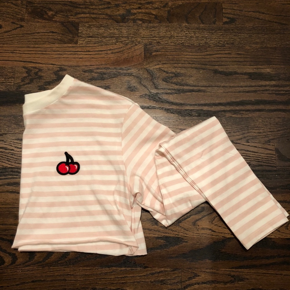 Crop top - Picture 2 of 2