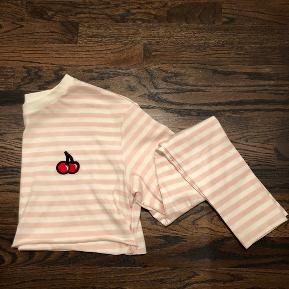 Crop top - Picture 2 of 2