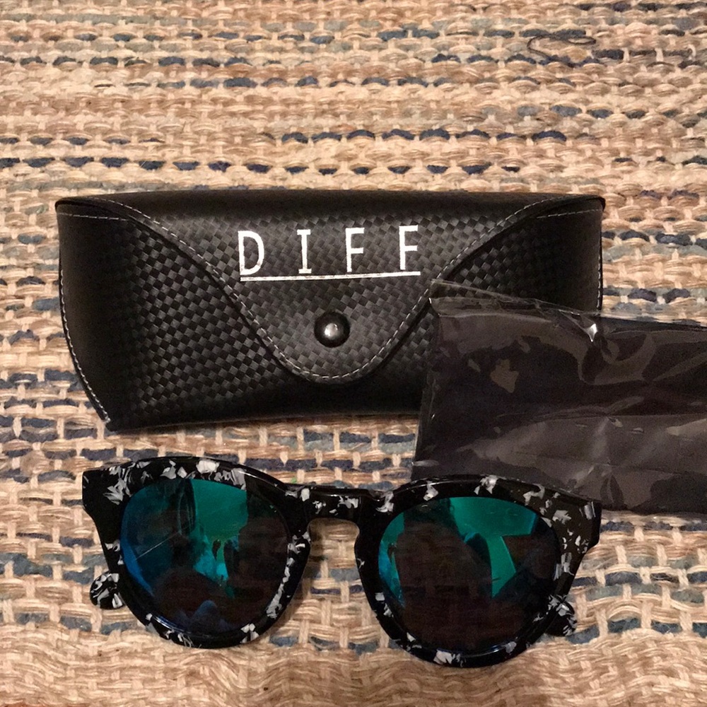 DIFF Sunglasses