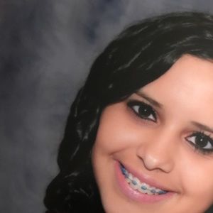 Meet your Posher, Selena