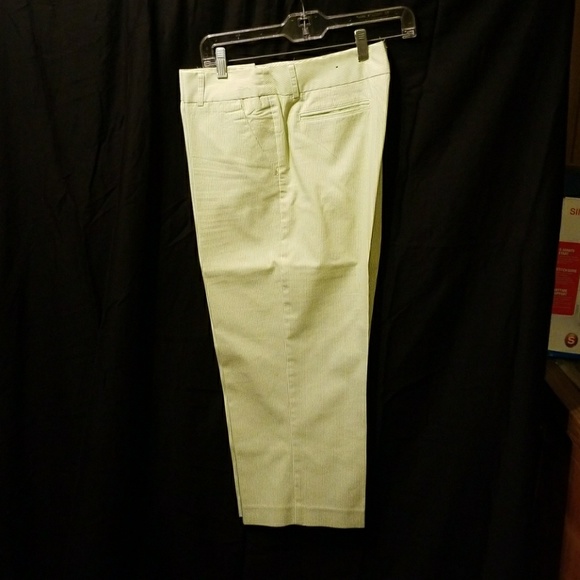 2-peice jacket and Capri pants - Picture 6 of 7