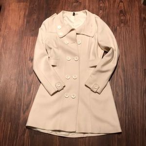 Ladies Cream Peacoat in Nearly PERFECT condition