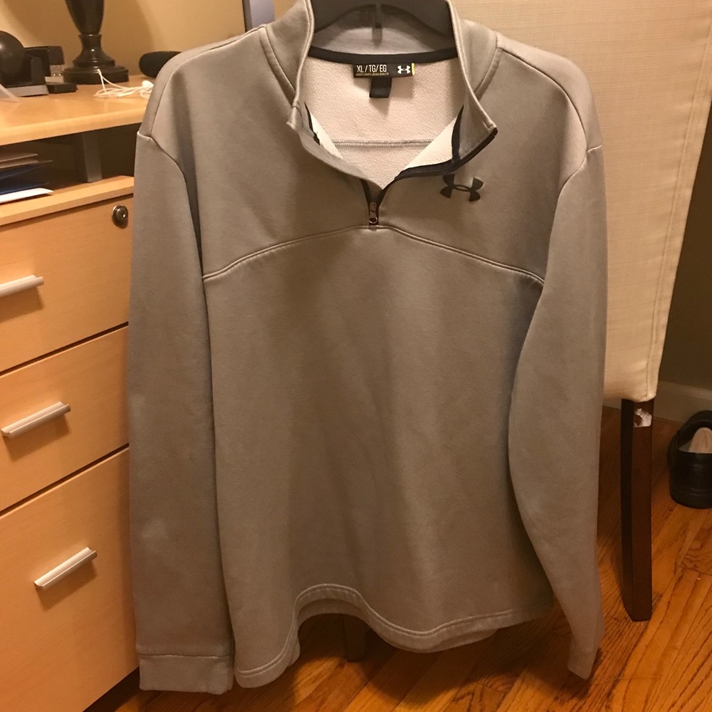 Under Armour half zip men’s pullover