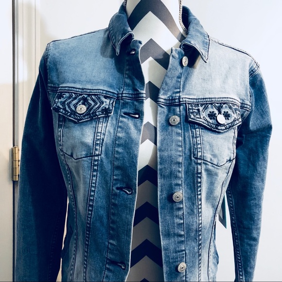 🌺💐LULAROE💐🌺 Gorgeous Jaxson Jean Jacket Sz S - Picture 3 of 8