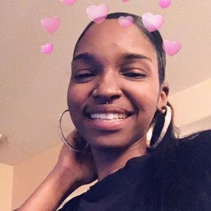 Meet your Posher, Imani