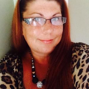 Meet your Posher, Leeann