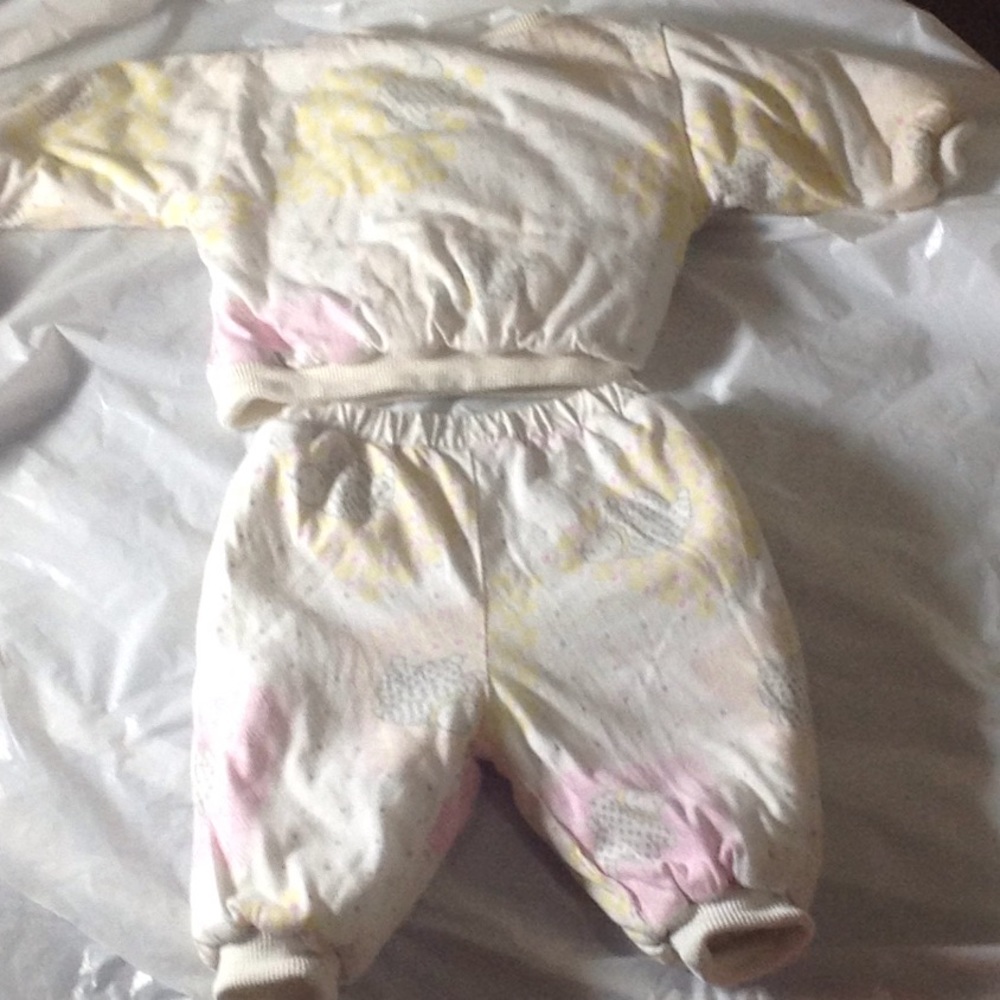 Adorable baby girl reversible outfit 4 in 1 12 mo