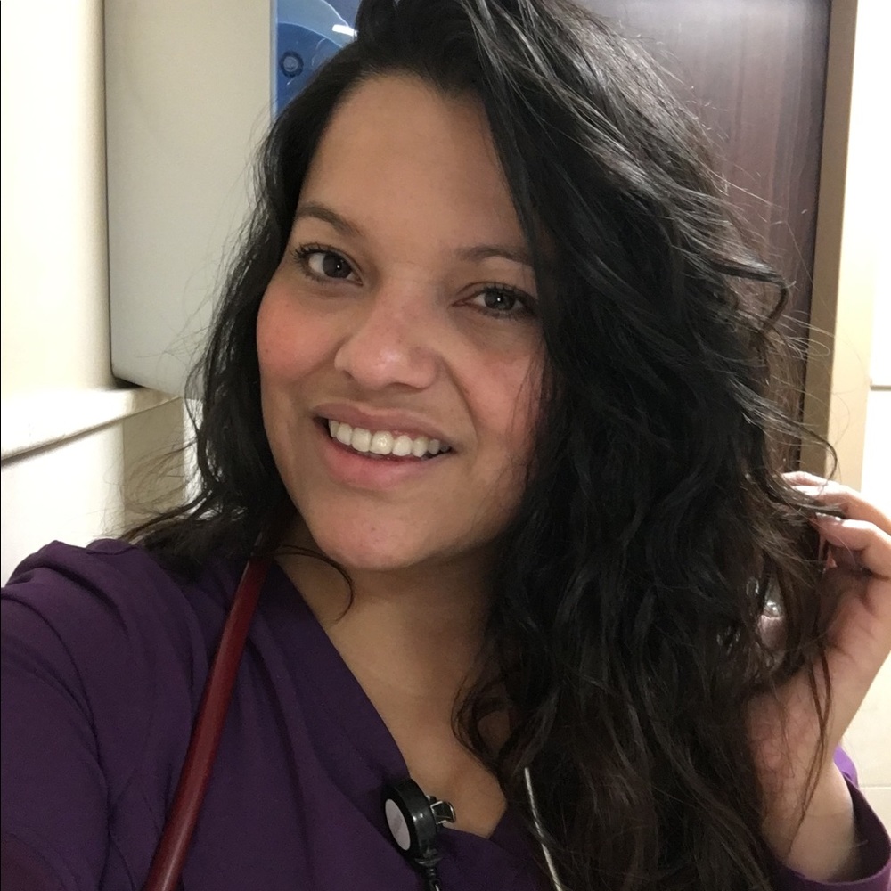 Meet your Posher, Yenny