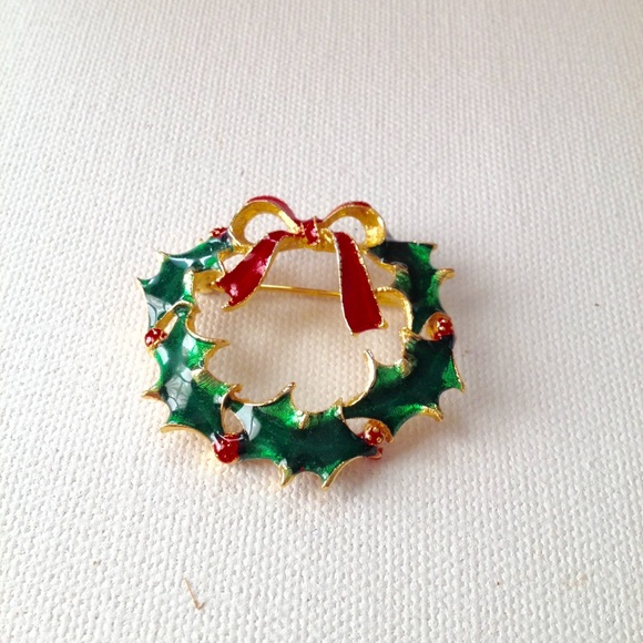 Jean Jacket Pins Christmas Reindeer Wreath Holiday - Picture 2 of 6