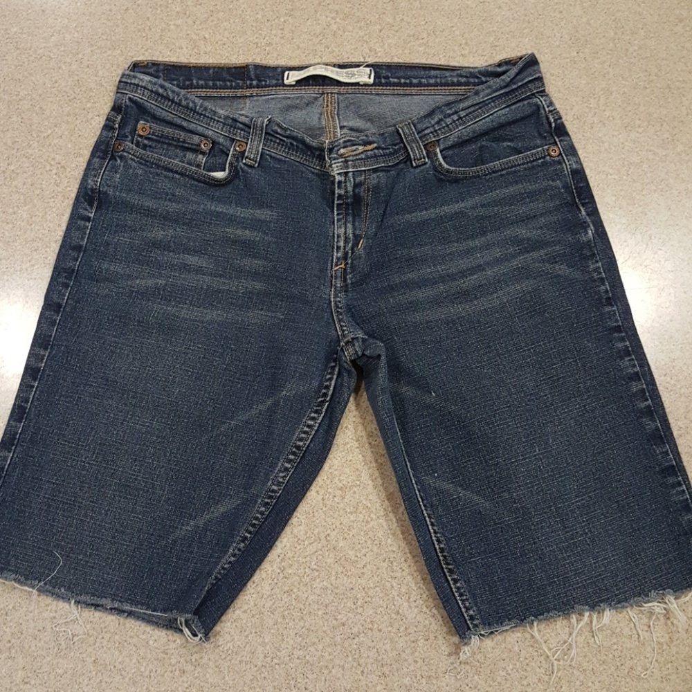 🔴 SOLD 🔴 Express denim short