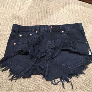 One teaspoon bandit jean shorts black - size 24