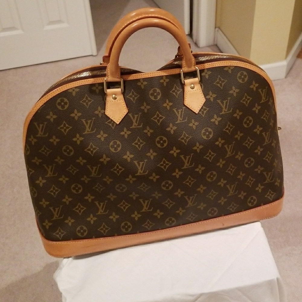 Louis Vuitton Alma XL