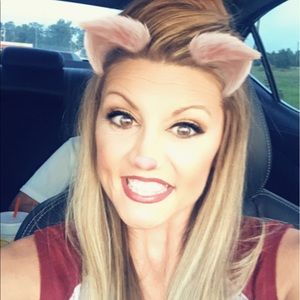 Meet your Posher, Angie