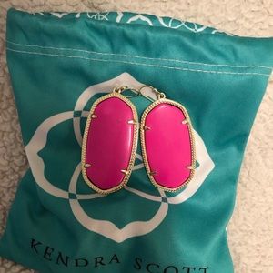 Large pink Kendra scott drop earrings
