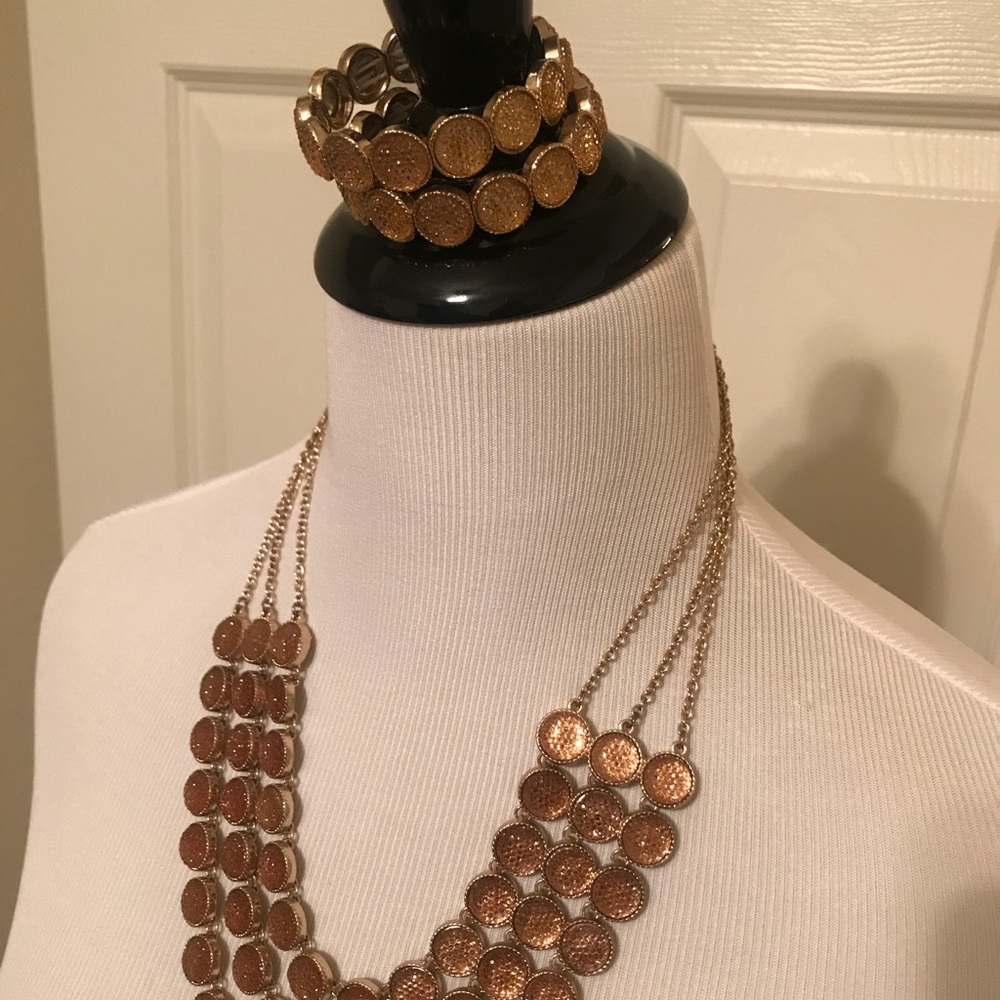 Triple layer fashion necklace & 2 bracelets