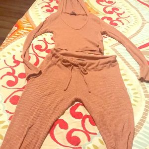 Set really comfy and cute 🎉🎉💖💖💖🎉🎉🎉