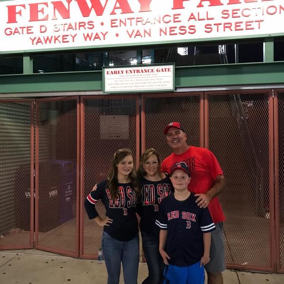 Meet your Posher, Ramie - Picture 1 of 1