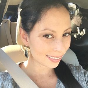 Meet your Posher, Angie