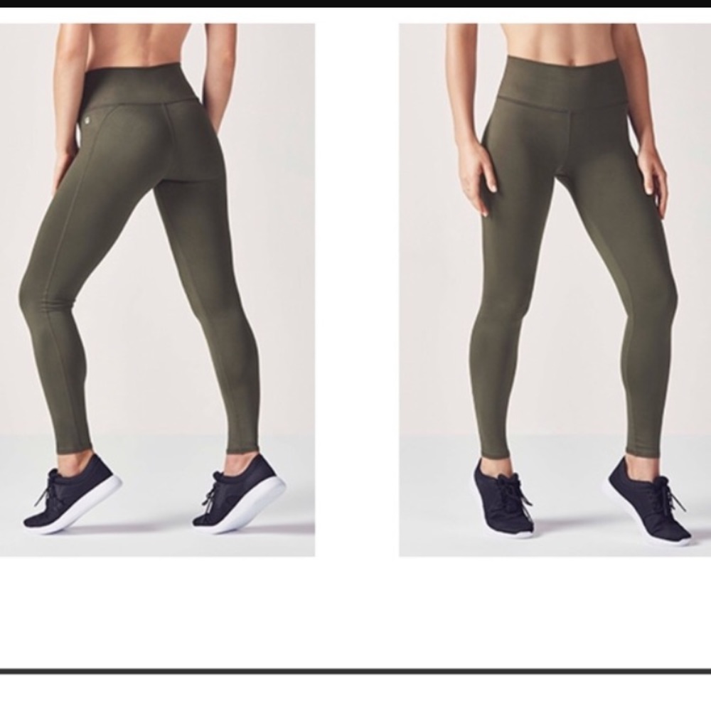 Olive Green Fabletics Cropped Leggings
