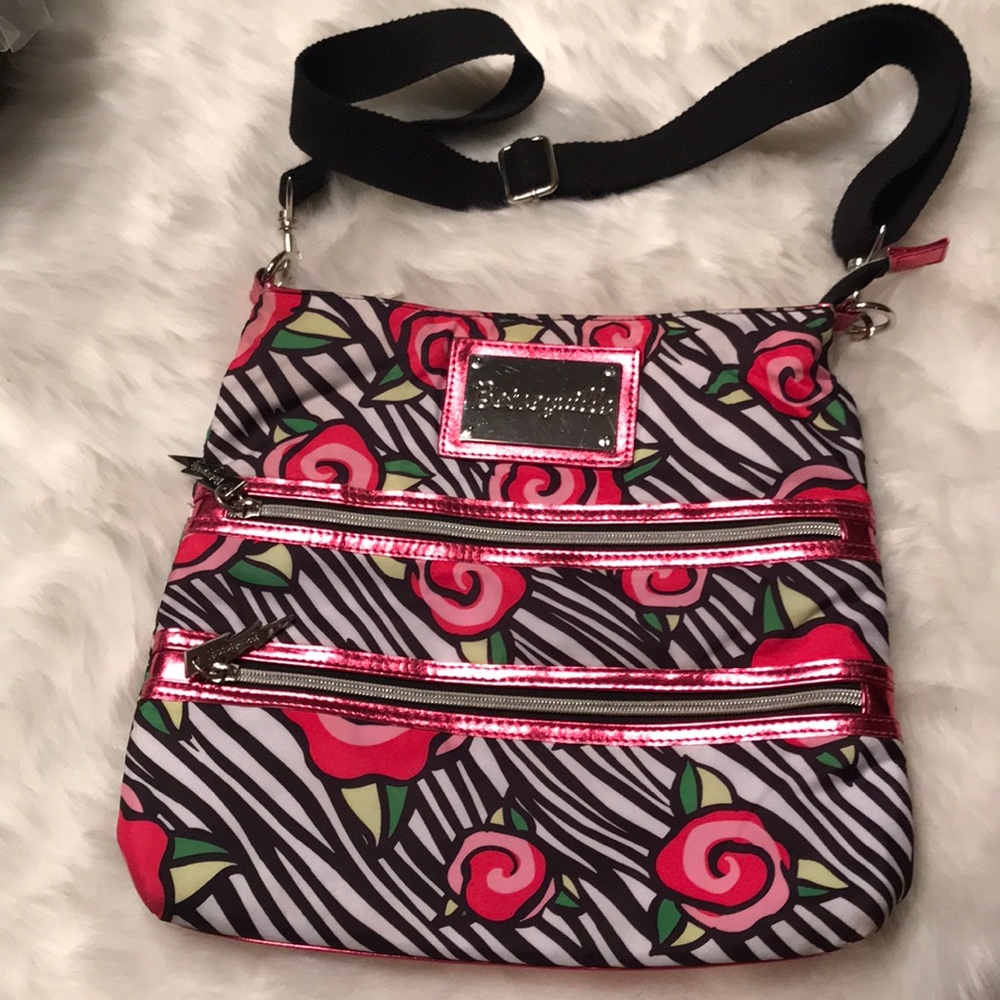 Cute Betsyville crossbody purse👛