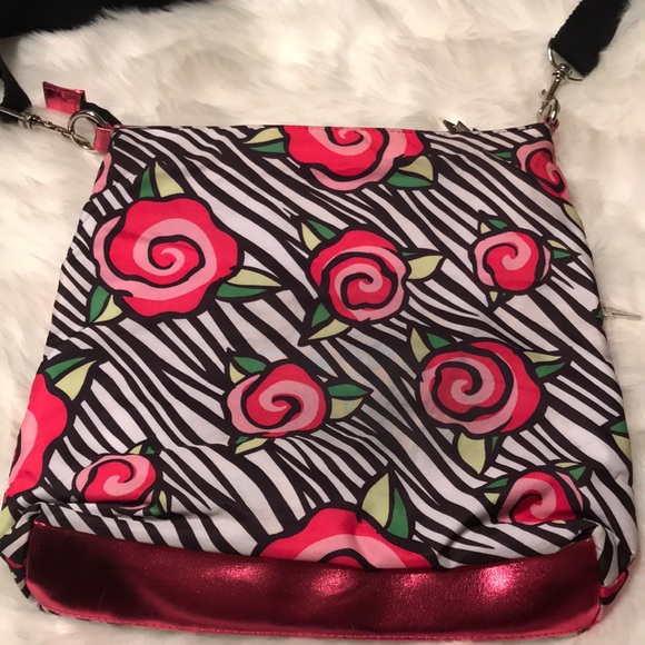 Cute Betsyville crossbody purse👛 - Picture 2 of 2