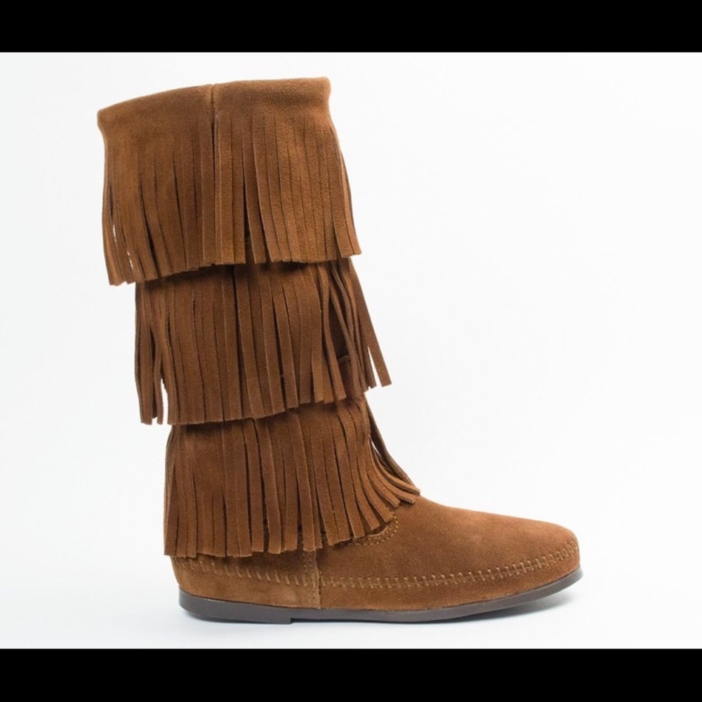 Minnetonka 3-Layer Fringe Boot