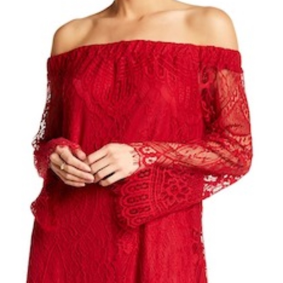 Lace detail off shoulder dress - Picture 3 of 4