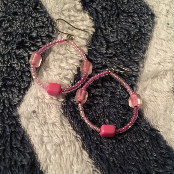 🍍Pink Round Beaded Dangle Earrings - Picture 2 of 3